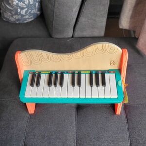 NWT B. Toys Mini Maestro Wooden Toy Piano Classical Compositions